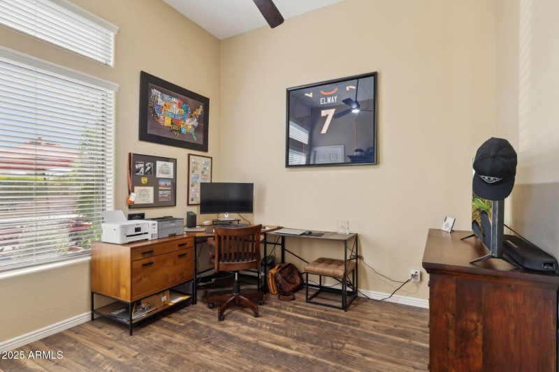 18-web-or-mls-41728-n-moss-springs-ct