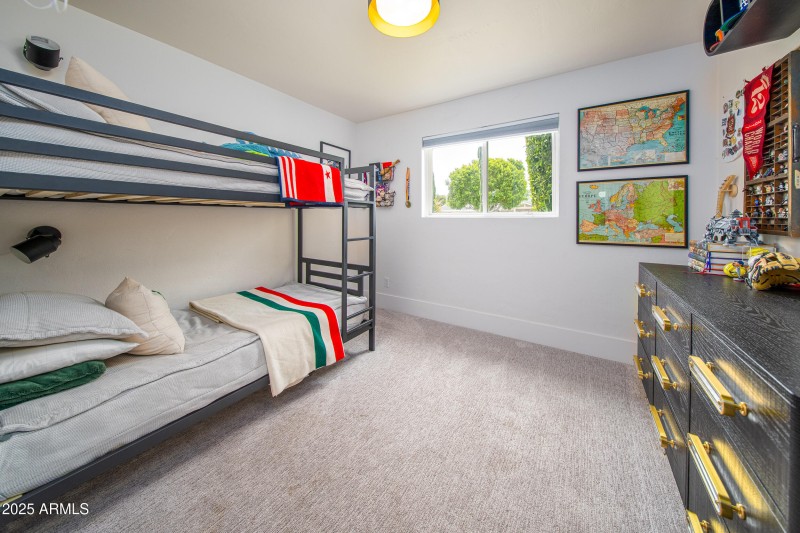 6608 E Lewis Ave-1