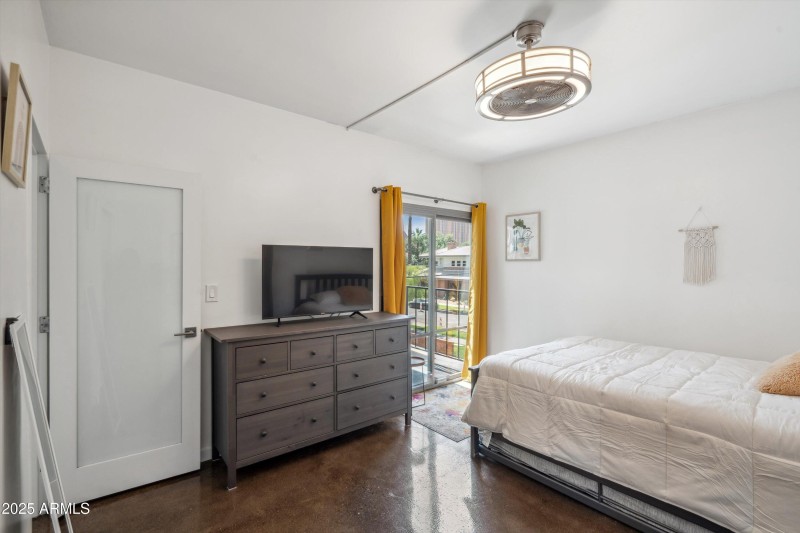 12-Bedroom
