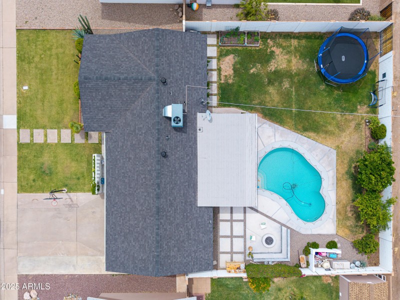 6608 E Lewis Ave-26