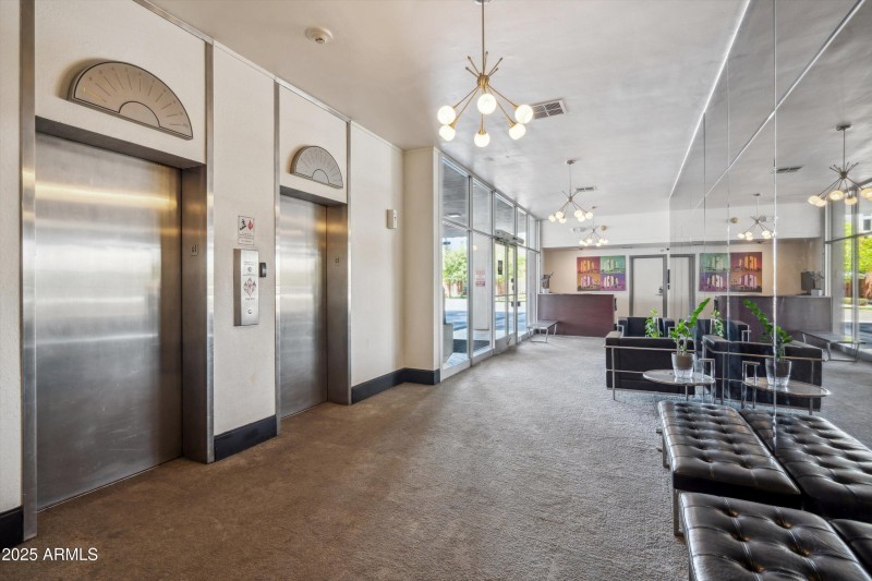 21-Lobby