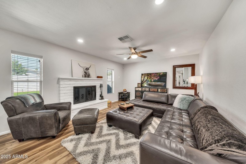 mls_12826 N 29th St-4