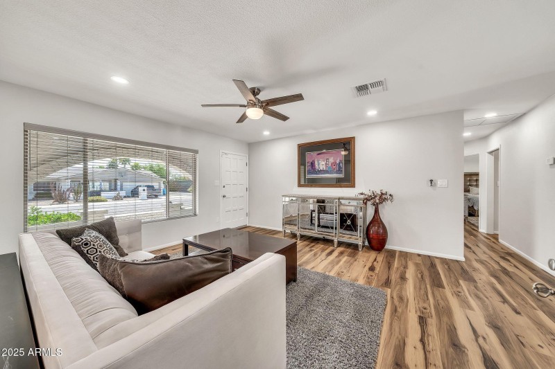 mls_12826 N 29th St-5