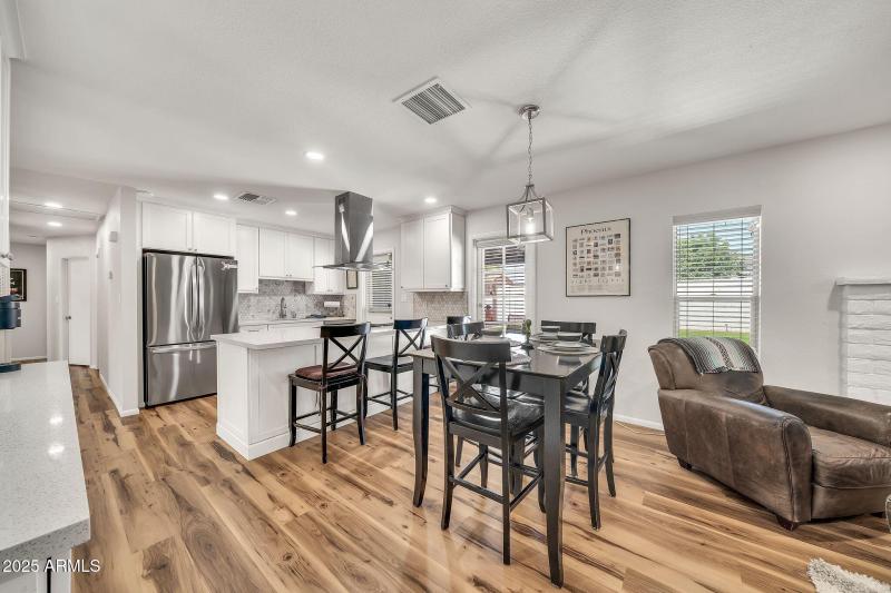 mls_12826 N 29th St-7