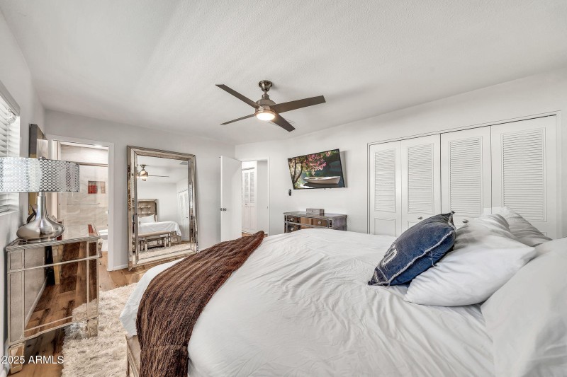 mls_12826 N 29th St-15