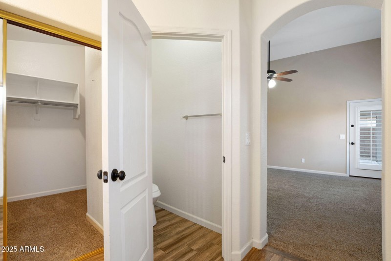 27-web-or-mls-418 E Clairidge Dr-25