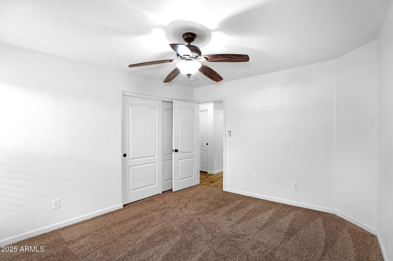 37-web-or-mls-418 E Clairidge Dr-35