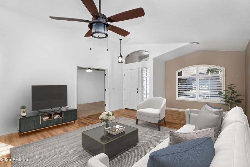 49-web-or-mls-8-web-or-mls-418 E Clairid