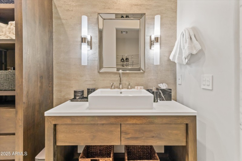 Guest Bathroom 2