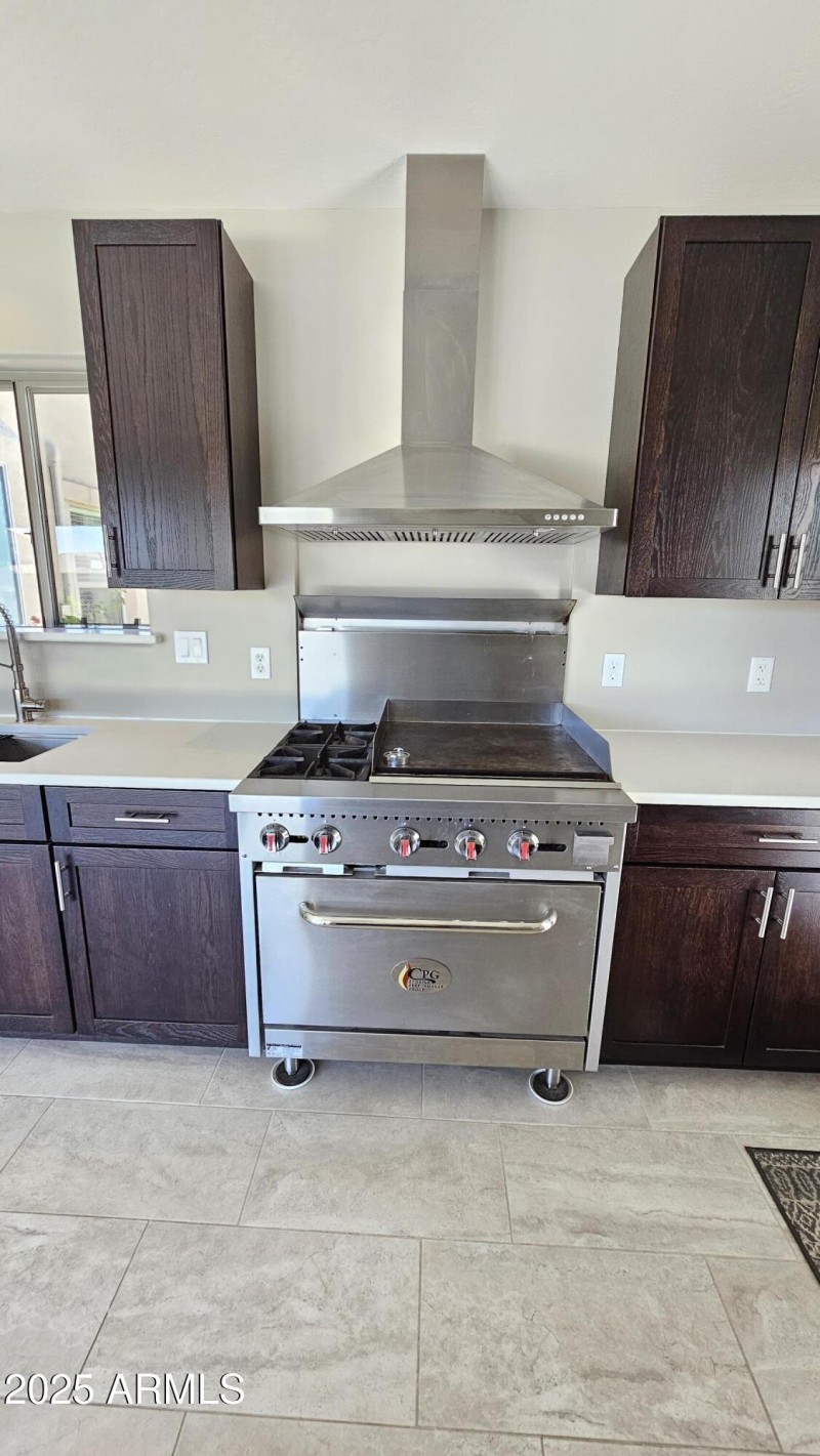 Gas cooktop and oven