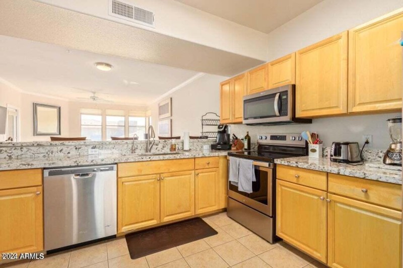 19777 N 76th St, Unit 3237