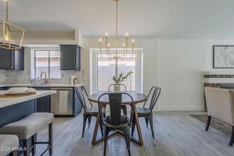 Eat In Kitchen