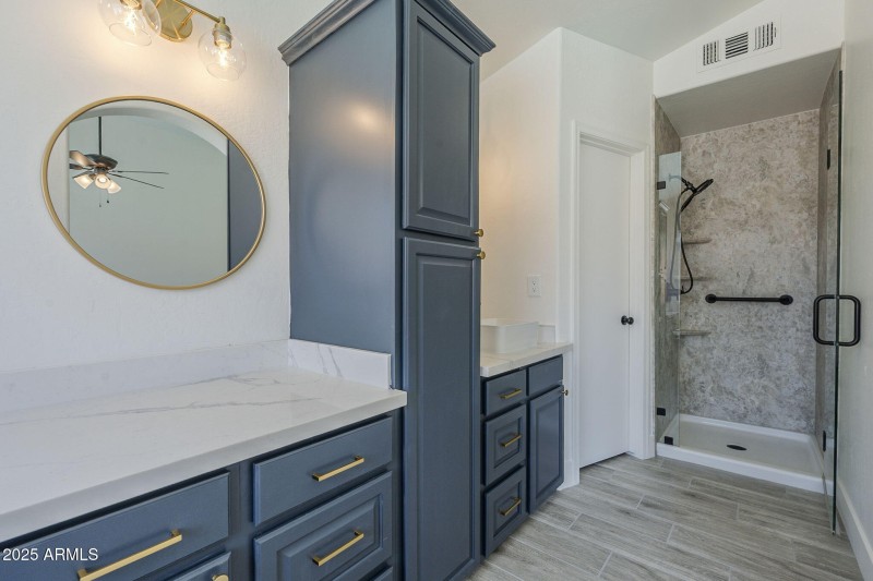 Primary En Suite