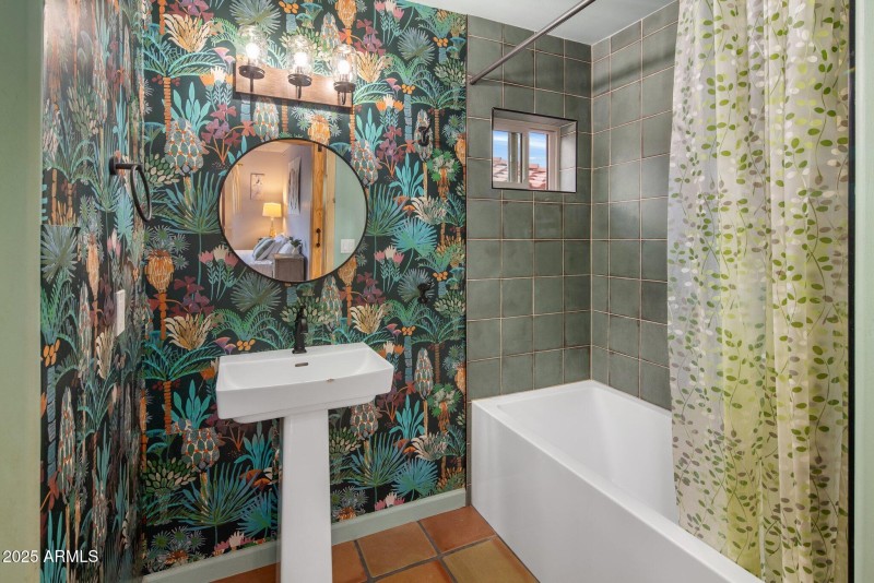 CASITA BATHROOM