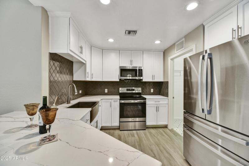 06-Kitchen
