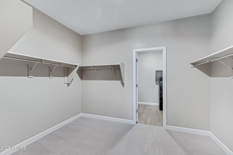 1090 E Horro Rd-23