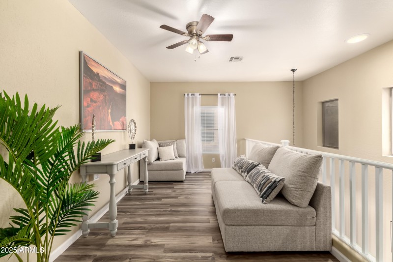 LOFT