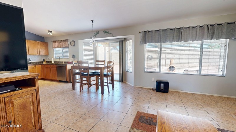 kitchen/family room