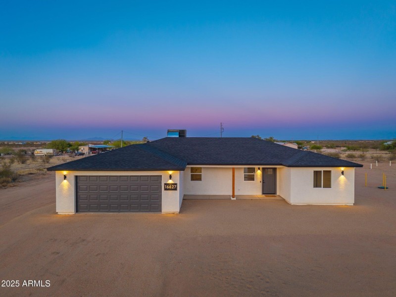 16627 N SLATE Lane, Maricopa, AZ