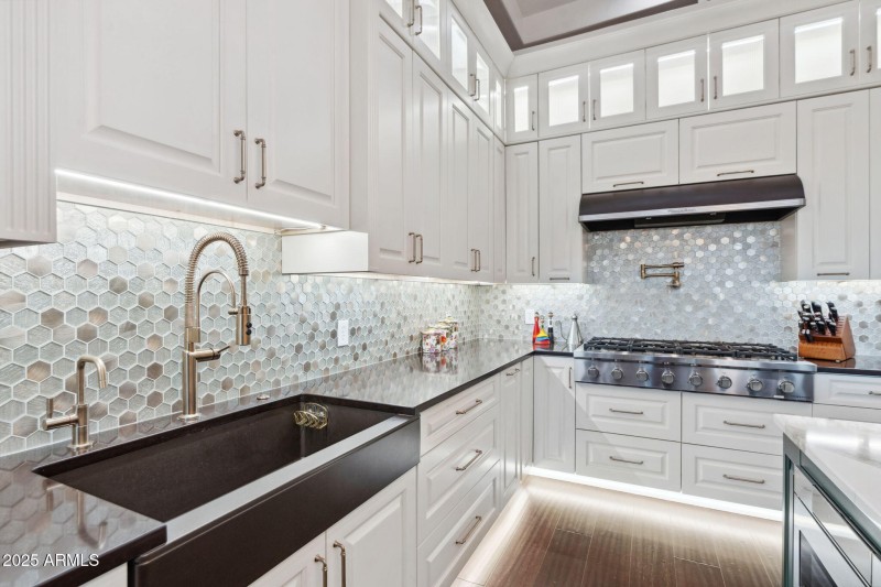 Gourmet Kitchen