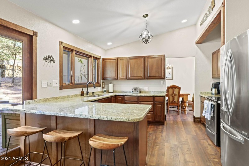 Open Kitchen to Living room