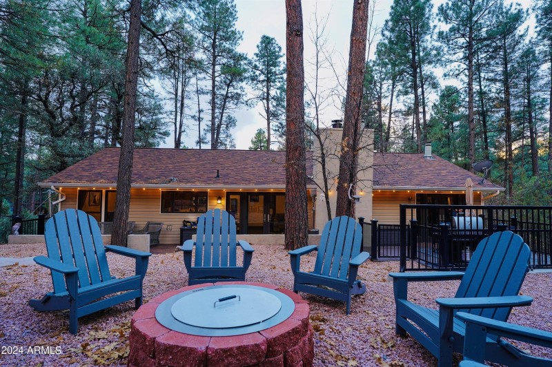 Joel Pine back yard fire pit