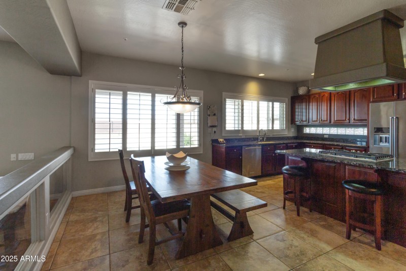 9548 W KEYSER Drive, Peoria, AZ 85383