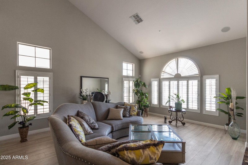 9548 W KEYSER Drive, Peoria, AZ 85383
