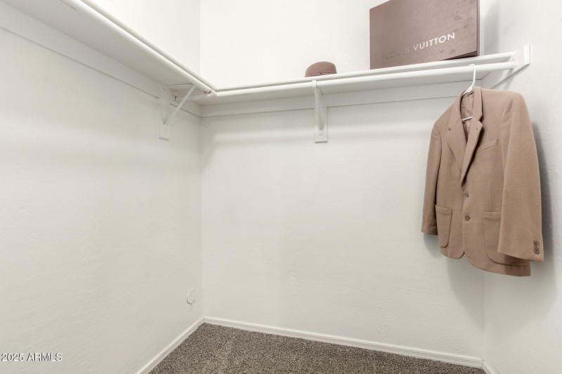 Walk-in Closet