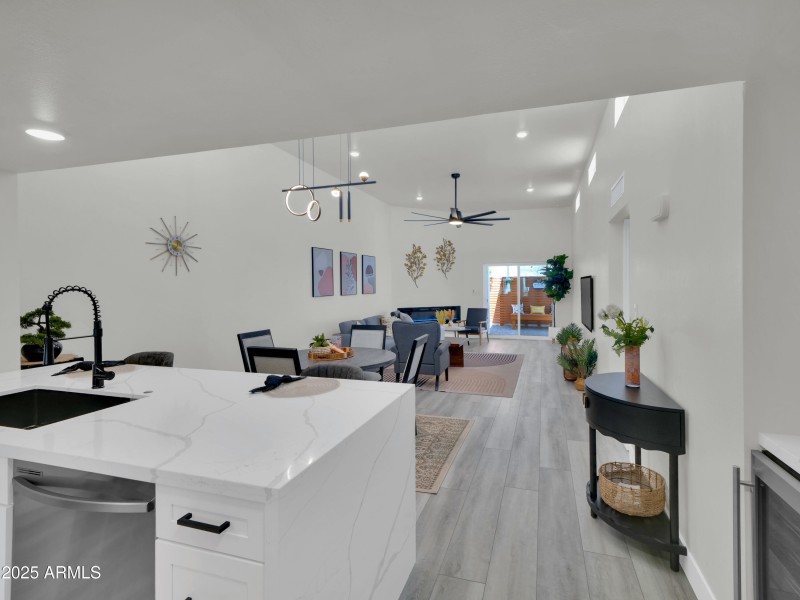 01-3401 N 37th Drive RESHOOT-1