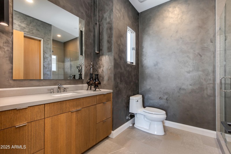 Upstairs Guest Bath