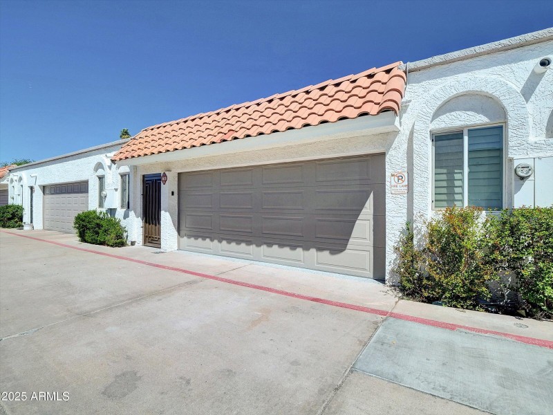 46-3401 N 37th Drive-46