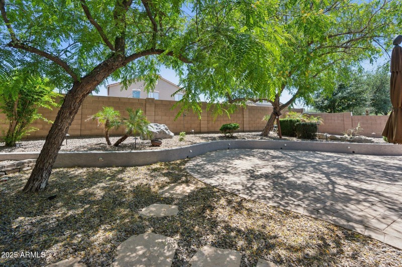 38-web-or-mls-2957-e-melrose-st
