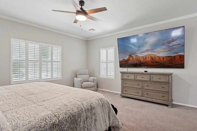 18-web-or-mls-2957-e-melrose-st