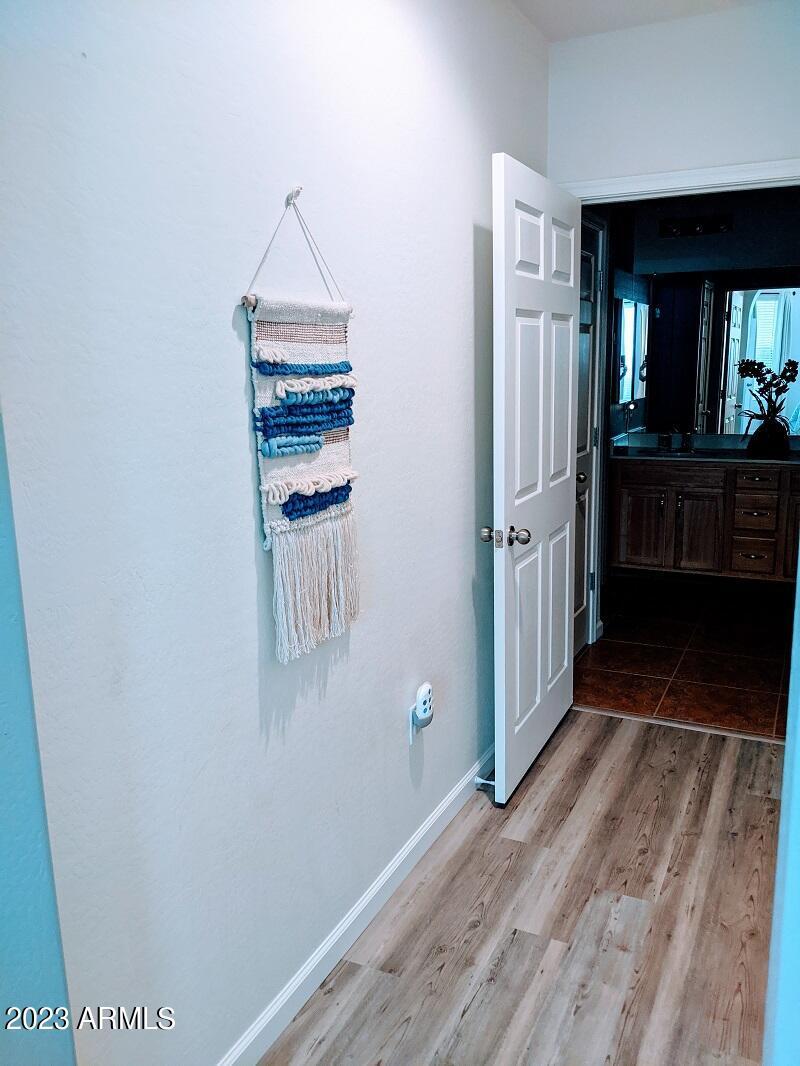 12118 Primary Hallway