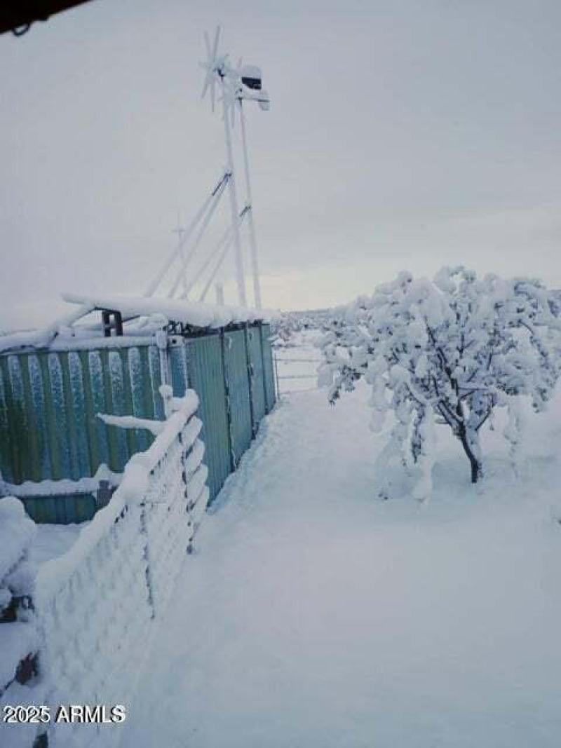 20250422235020833984000000-o