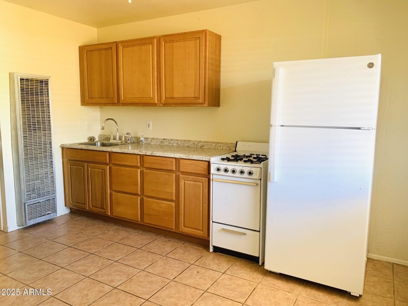 Unit 3 kitchen
