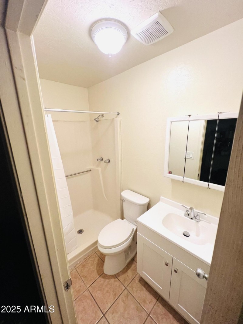 Unit 3 bathroom