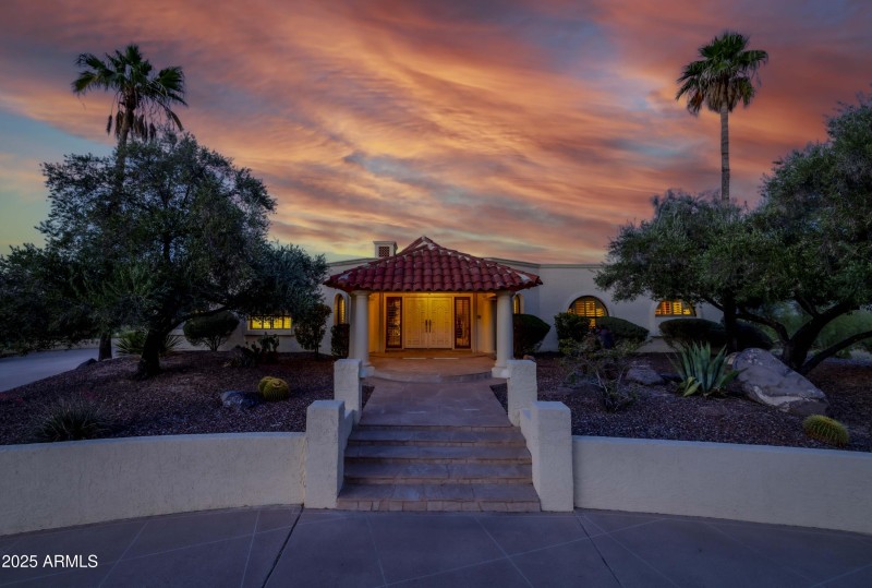 2025-05-14-16030eChollaAve-MCORealty-Fou