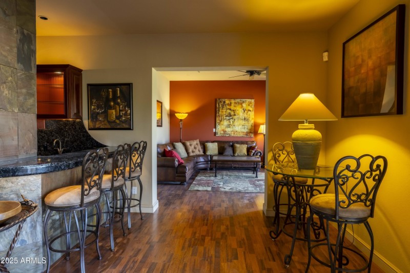 2025-05-14-16030eChollaAve-MCORealty-Fou