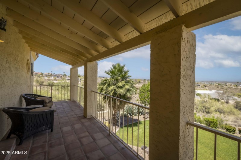 2025-05-14-16030eChollaAve-MCORealty-Fou