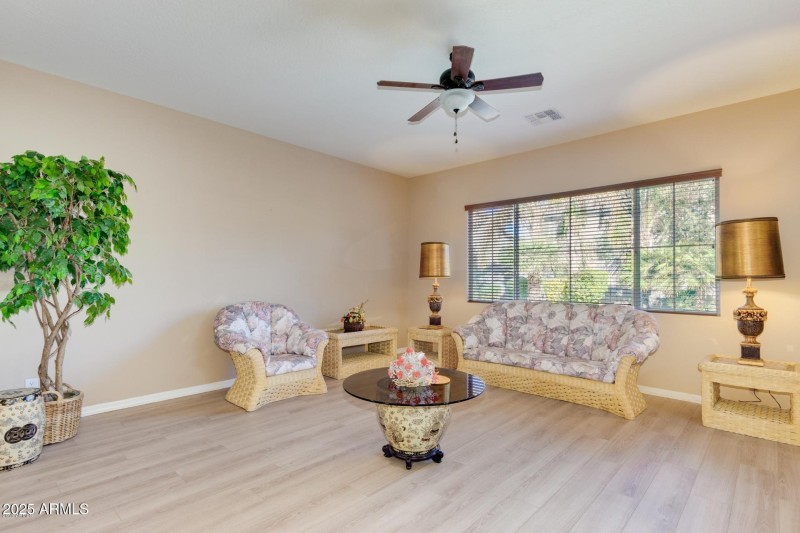 LivingRoom2