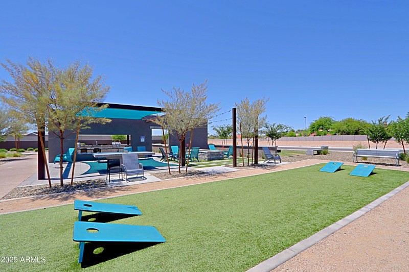 Community Park Cornhole
