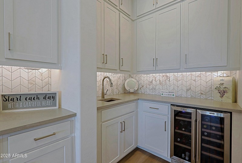 Kitchen 11