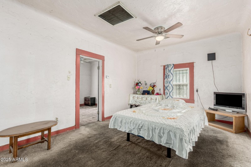 8 - McKinley 1029