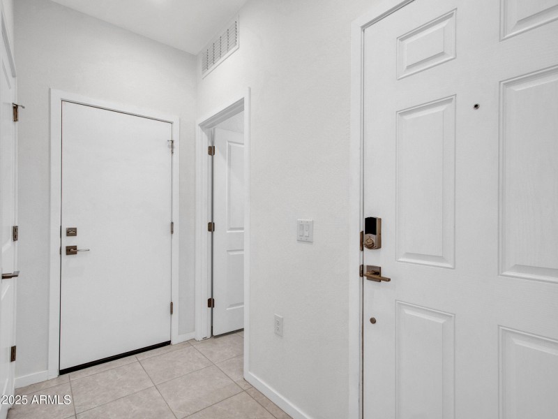 02-Foyer