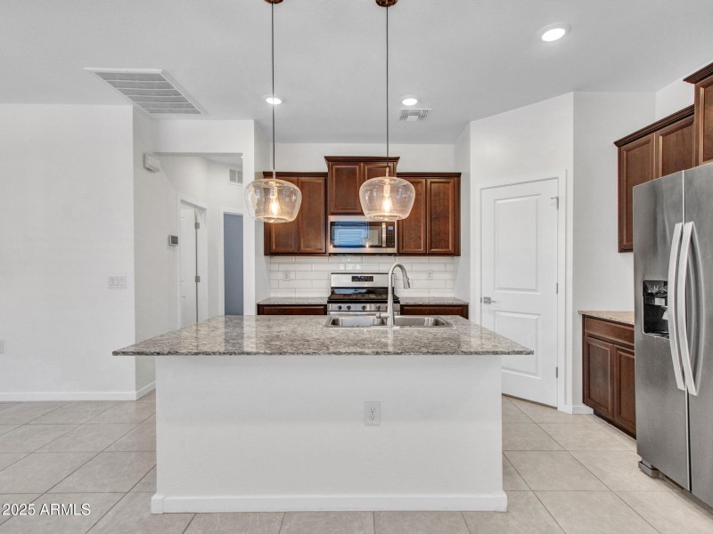 03-Kitchen-(2)
