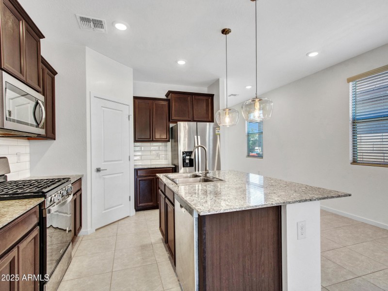 03-Kitchen-(4)