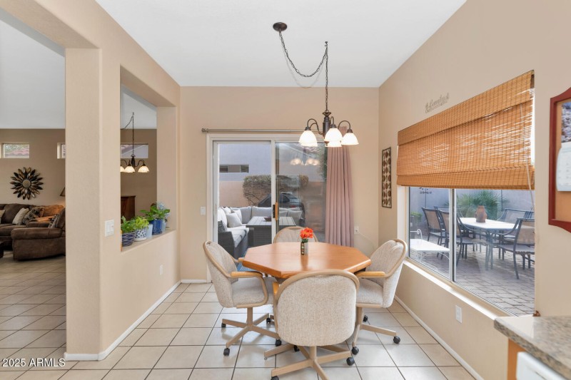 14737 W Colt Ln-011-001-1500x1000