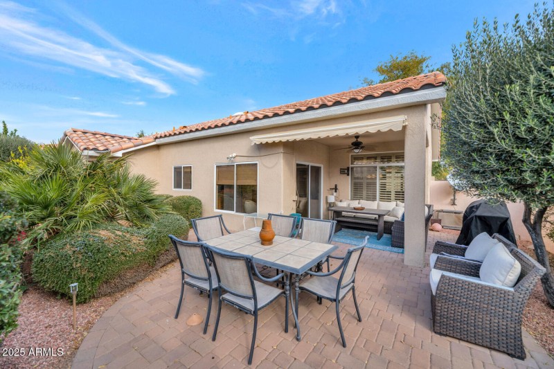 14737 W Colt Ln-020-018-1500x1000